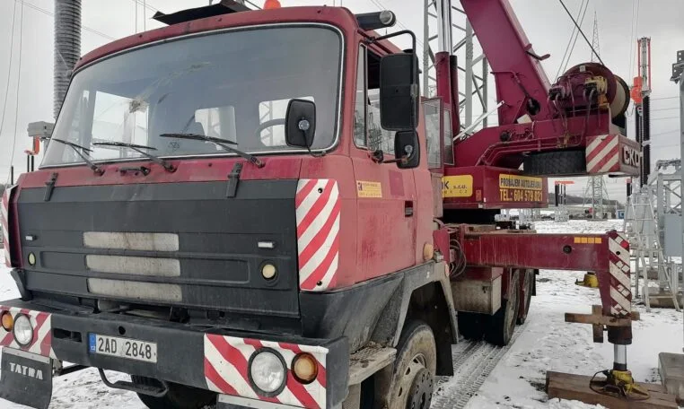 autojeřáb Tatra AD20T