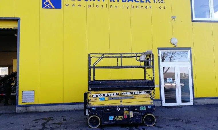 AIRO X 10 EW – elektrická nůžková pracovní plošina
